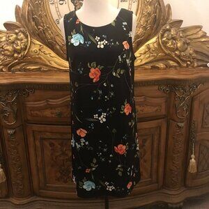 WORTHINGTON. Size M.  Shift or sheath dress. Sleeveless. Zip Back. Floral. B17